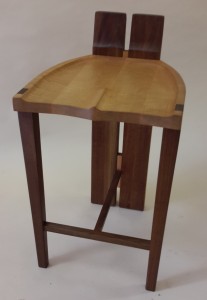 Low back stool 
